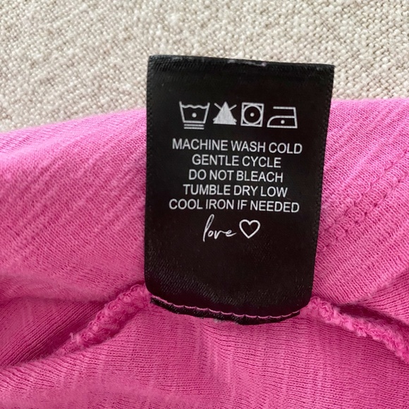 Nic+Zoe Square Neck Flutter Sleeve Tee in Freesia - Size M - Picture 9 of 9